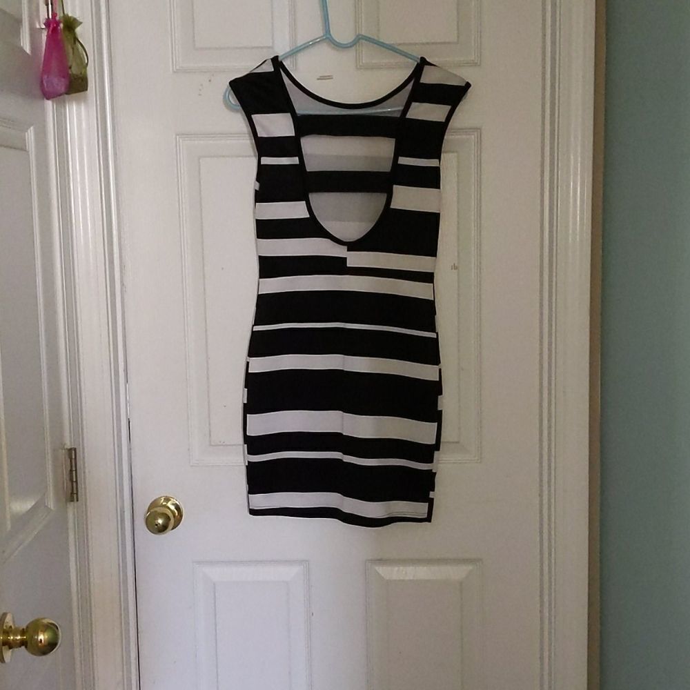 Alt.B black white stripe fitted dress Sz M - Picture 4 of 4